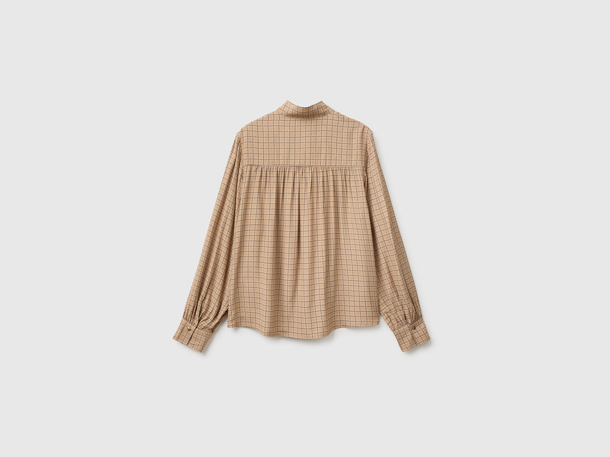Blusa a quadretti vichy con fiocco