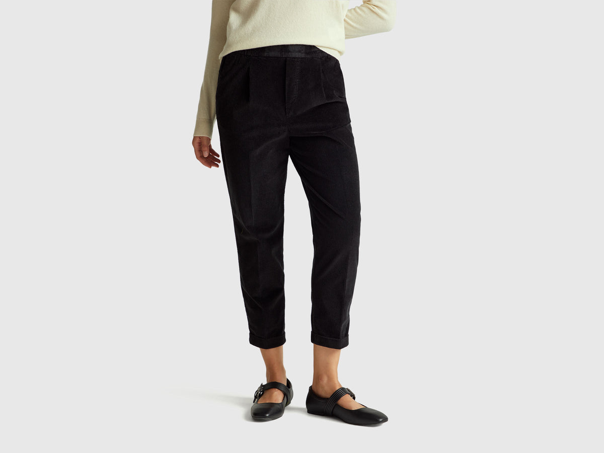 Chino in velluto con vita elasticizzata