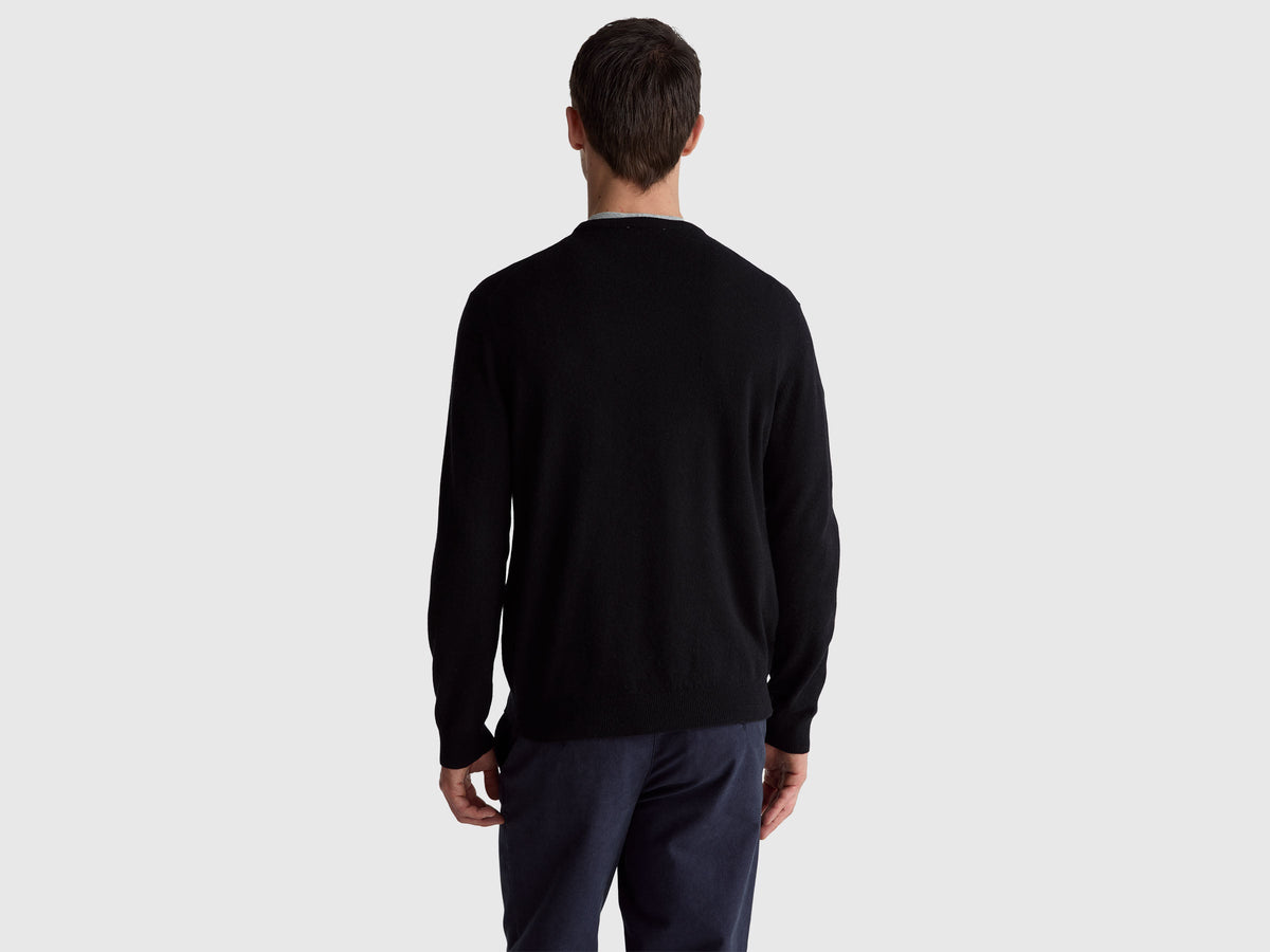 Maglia nera in pura lana Merino