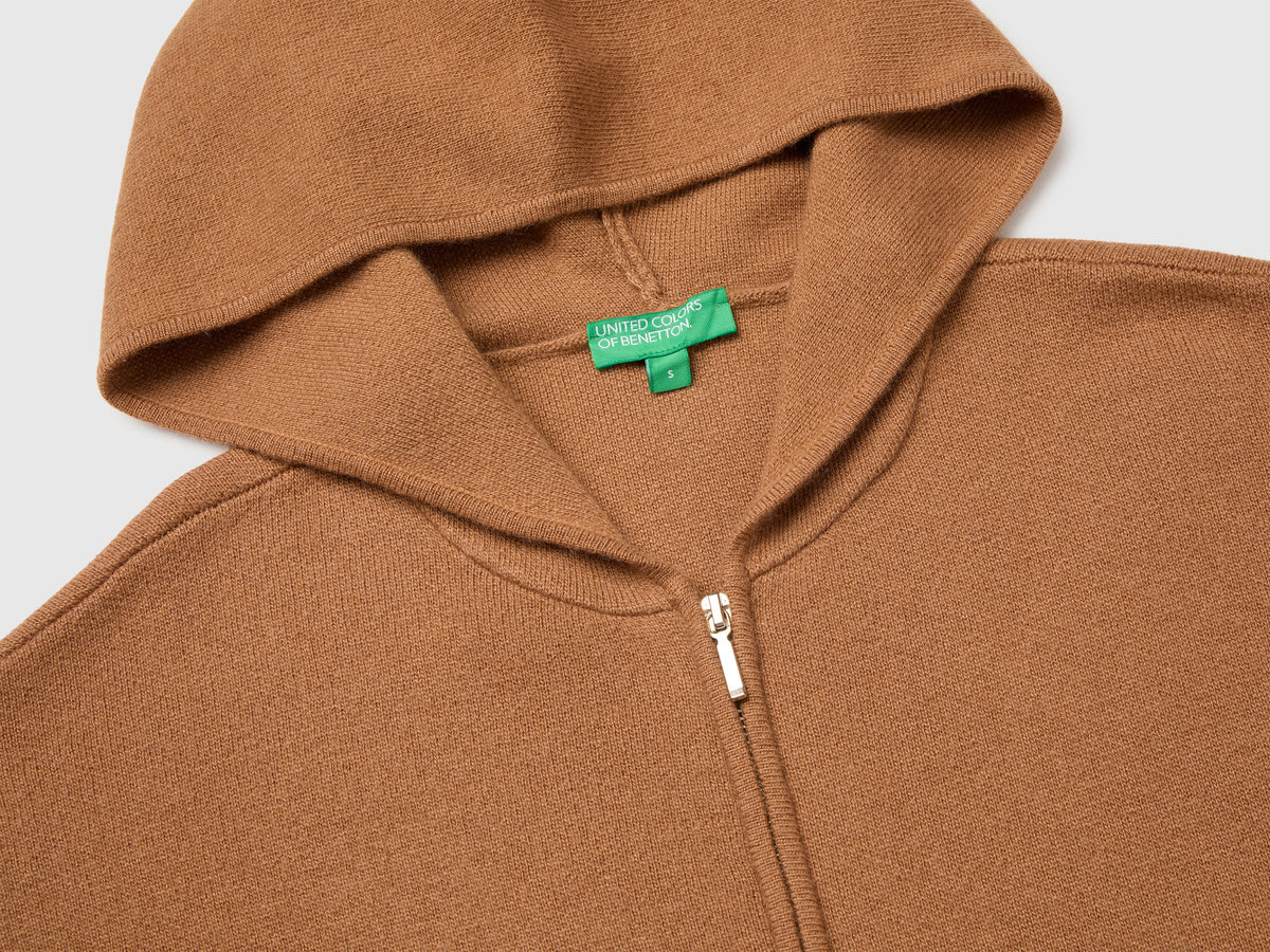 Maglia con zip e cappuccio in misto lana e cashmere