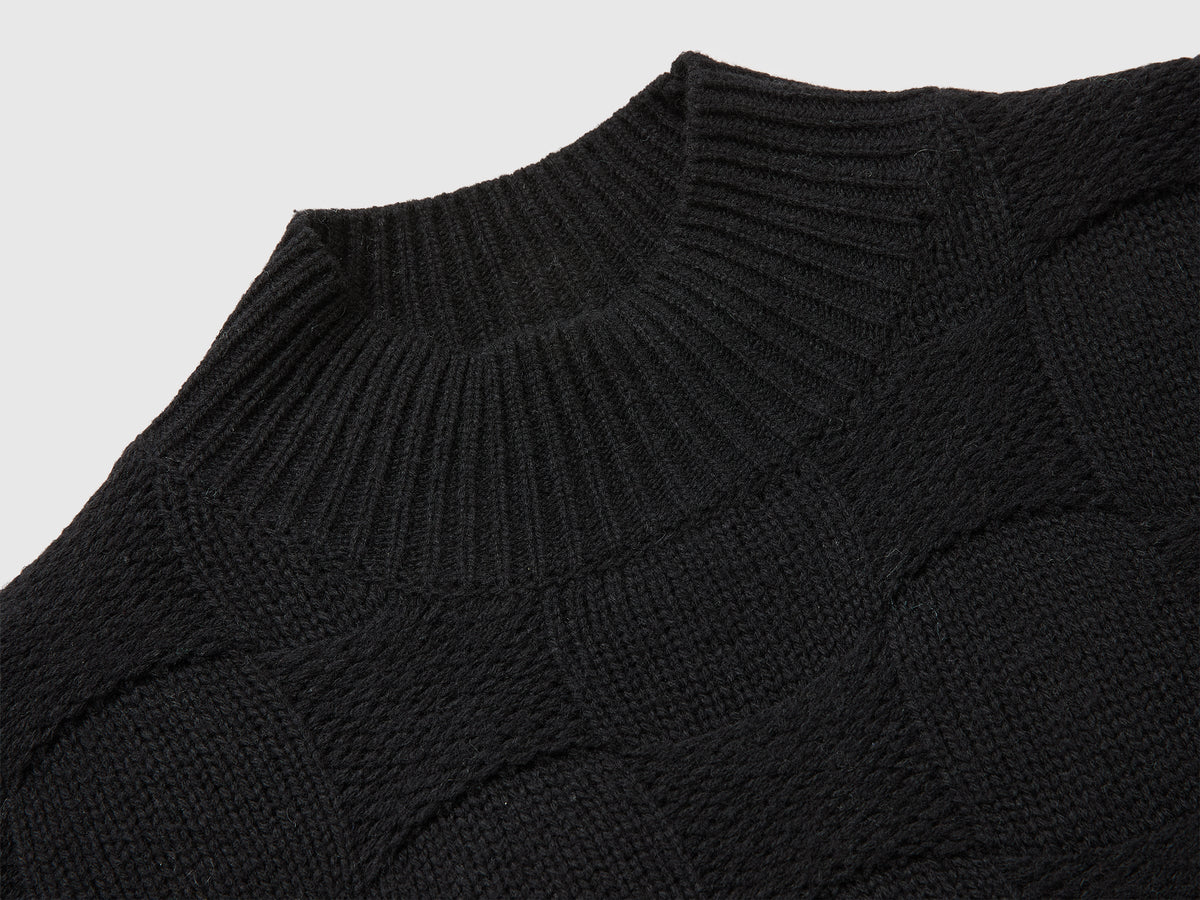 Maglia a lupetto lavorata in misto lana