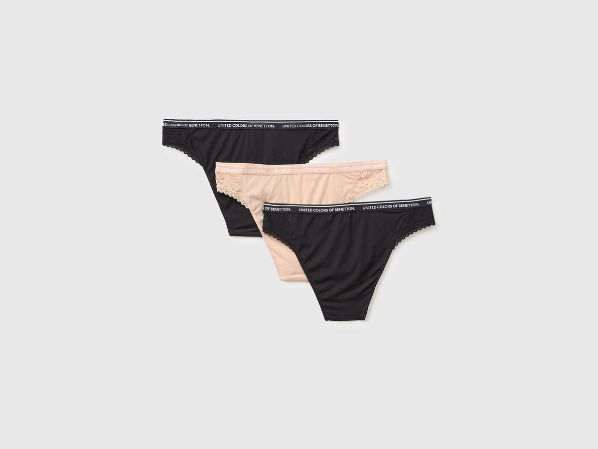 Tre slip brasiliana in costine e pizzo