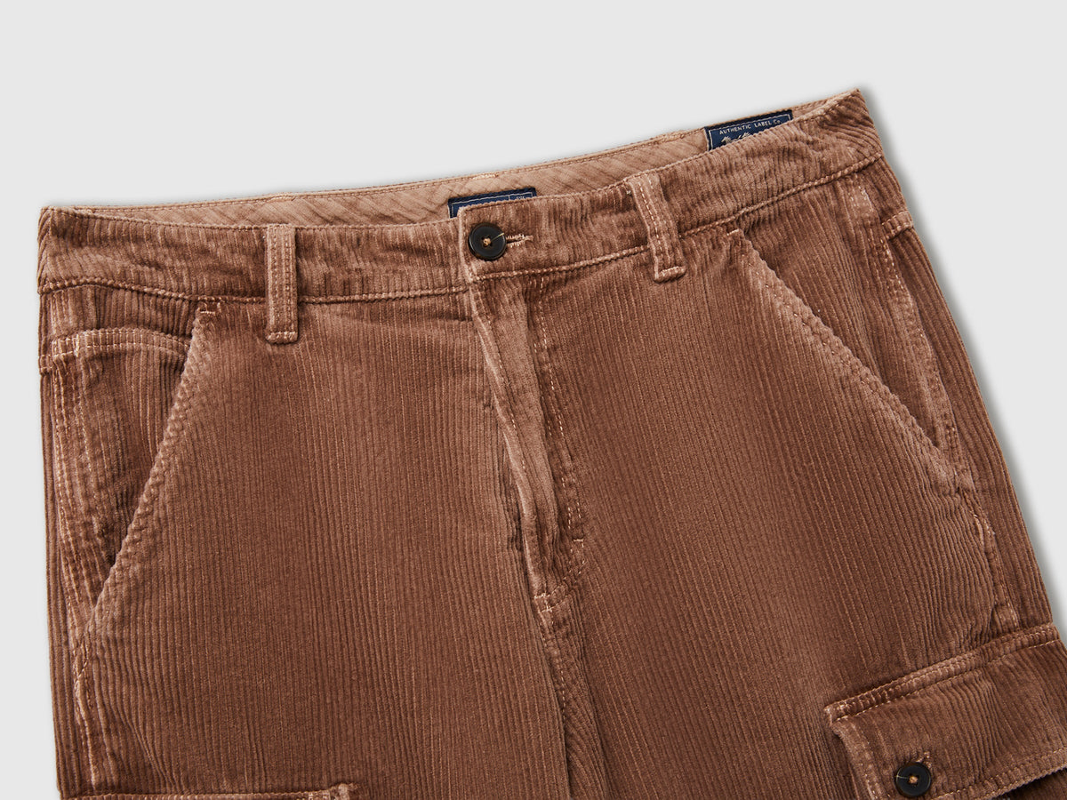 Pantaloni cargo in velluto a coste effetto used