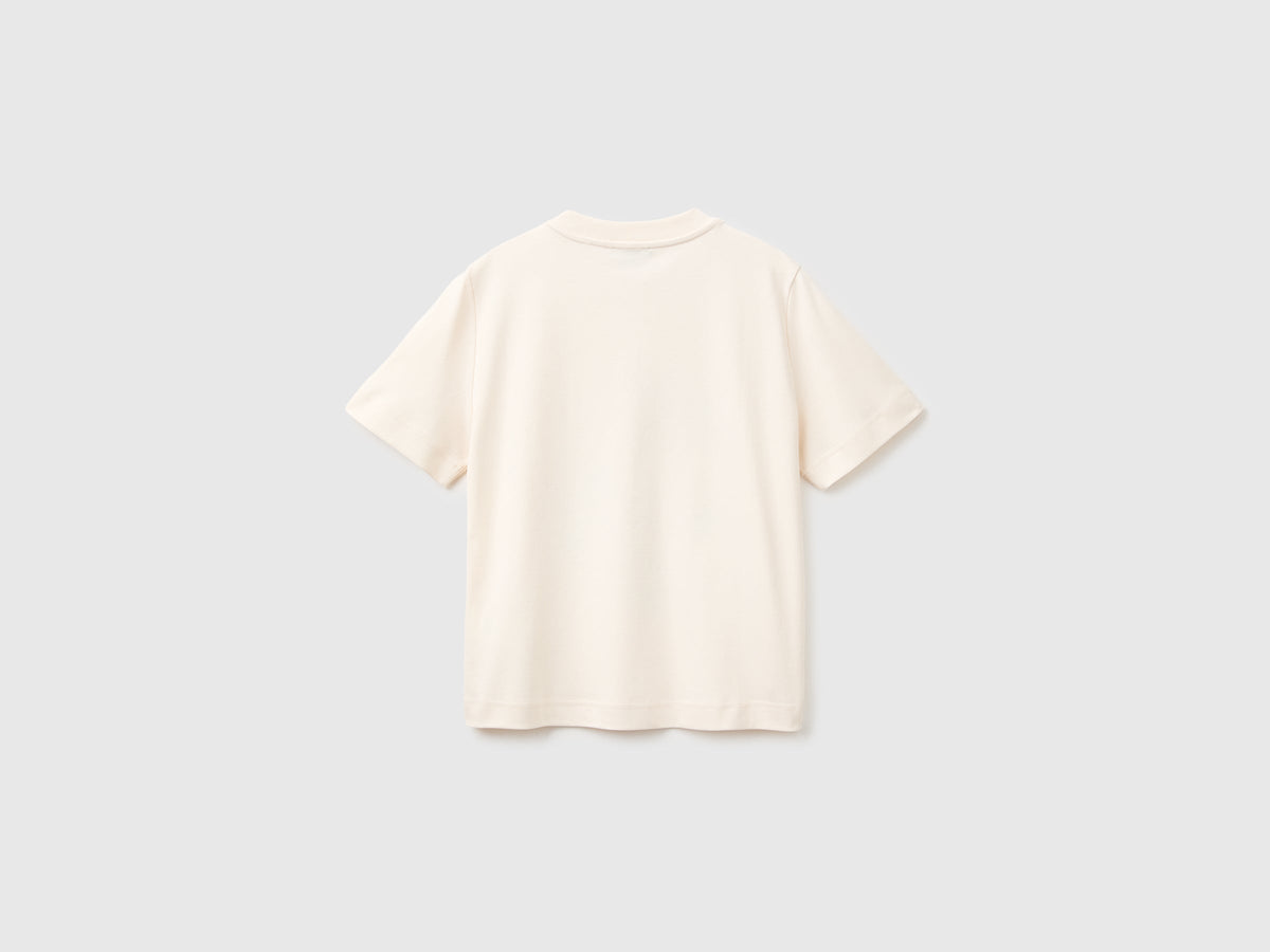 T-shirt boxy fit con ricamo e paillettes