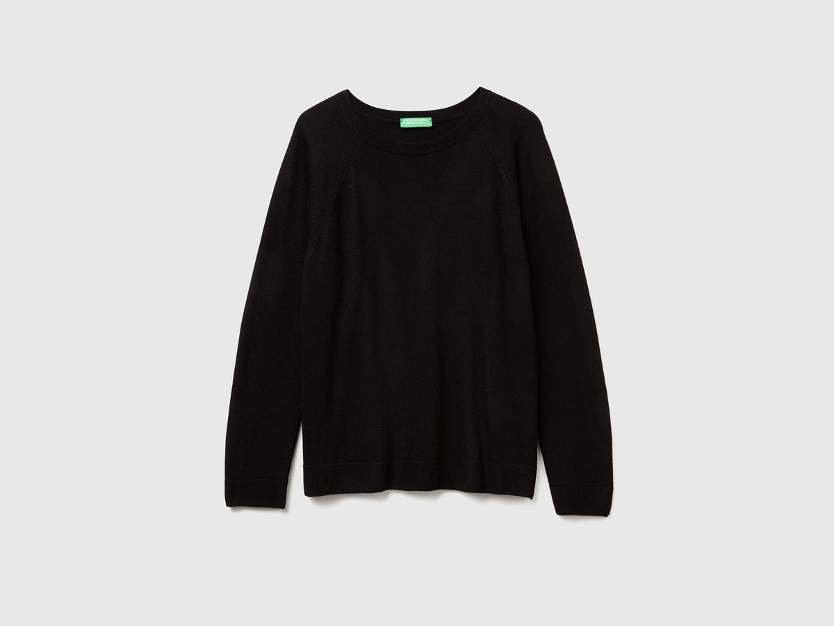 Maglia girocollo nero in misto lana e cashmere