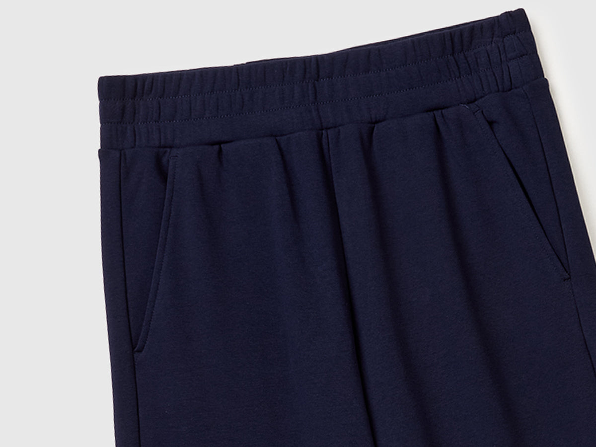 Pantaloni ampi in felpa