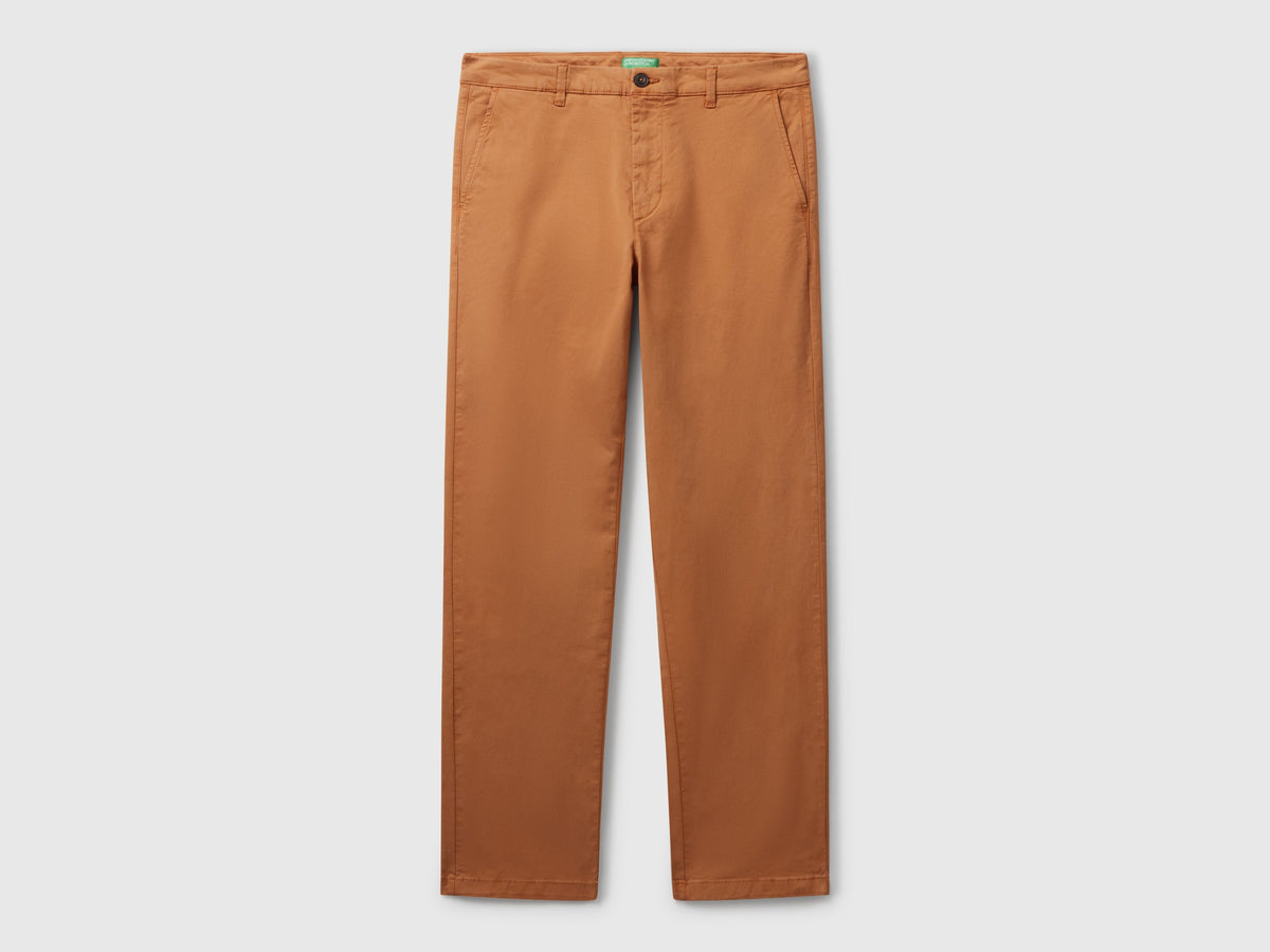 Chino straight fit
