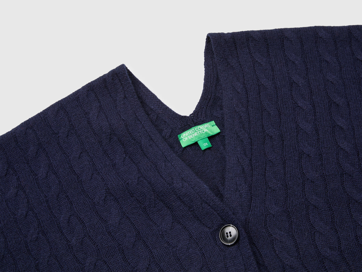 Mantella con trecce in misto cashmere