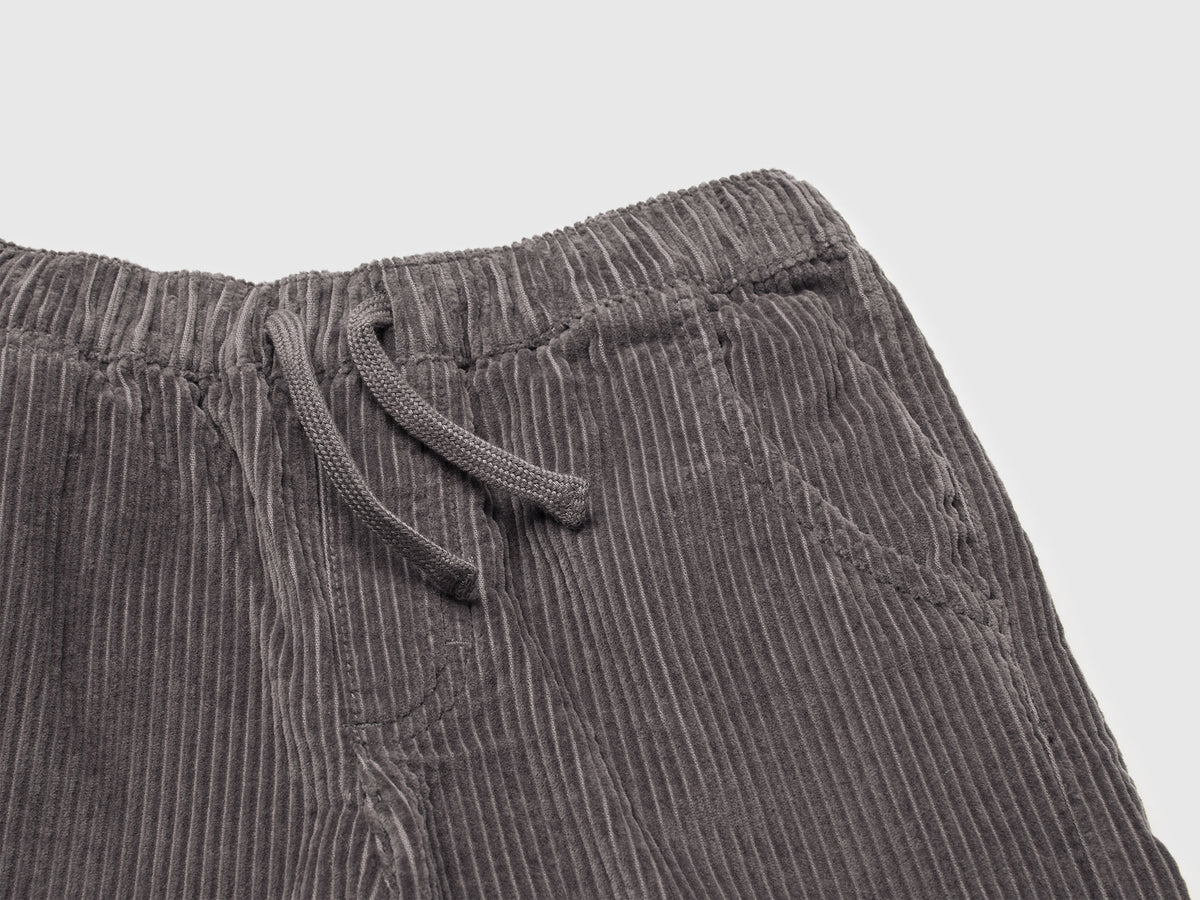 Pantaloni in velluto a costine