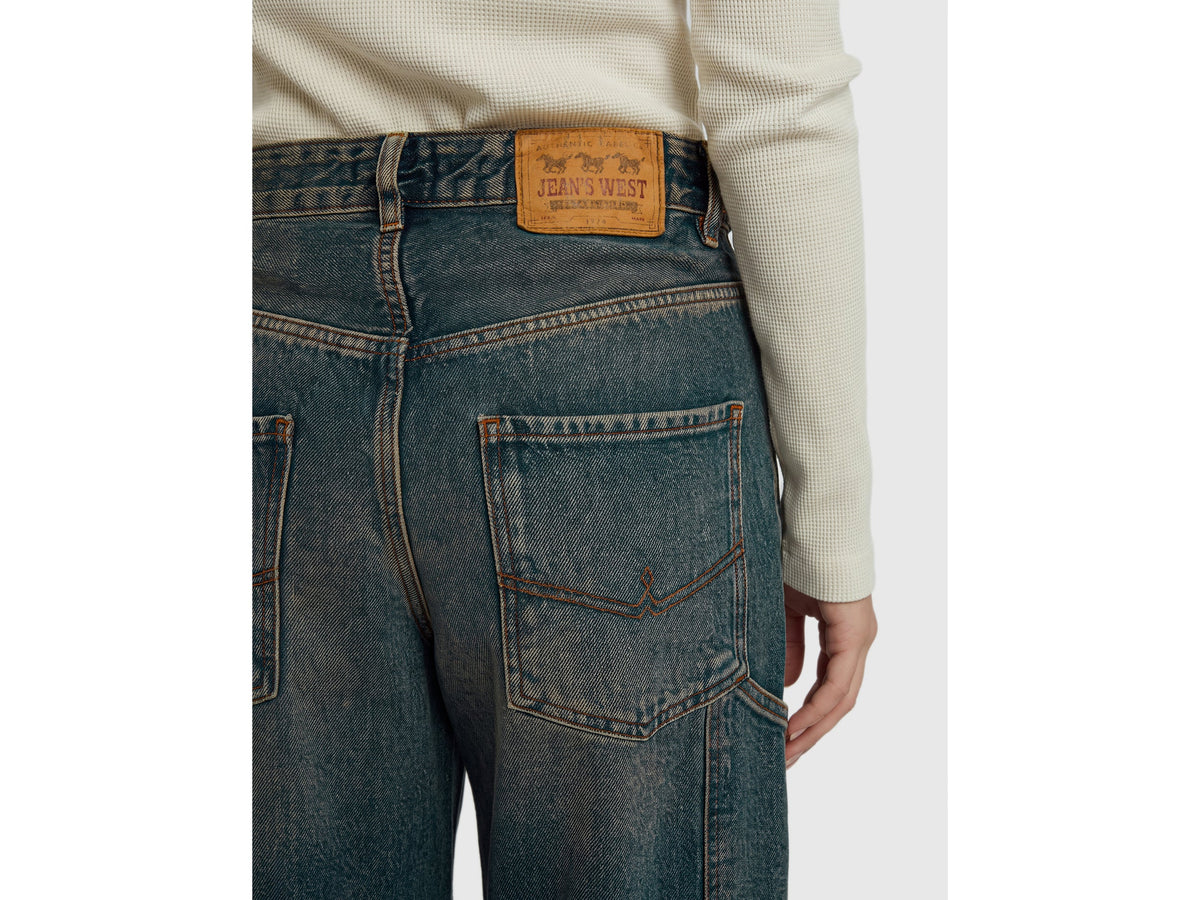 Jeans barrel fit effetto vintage