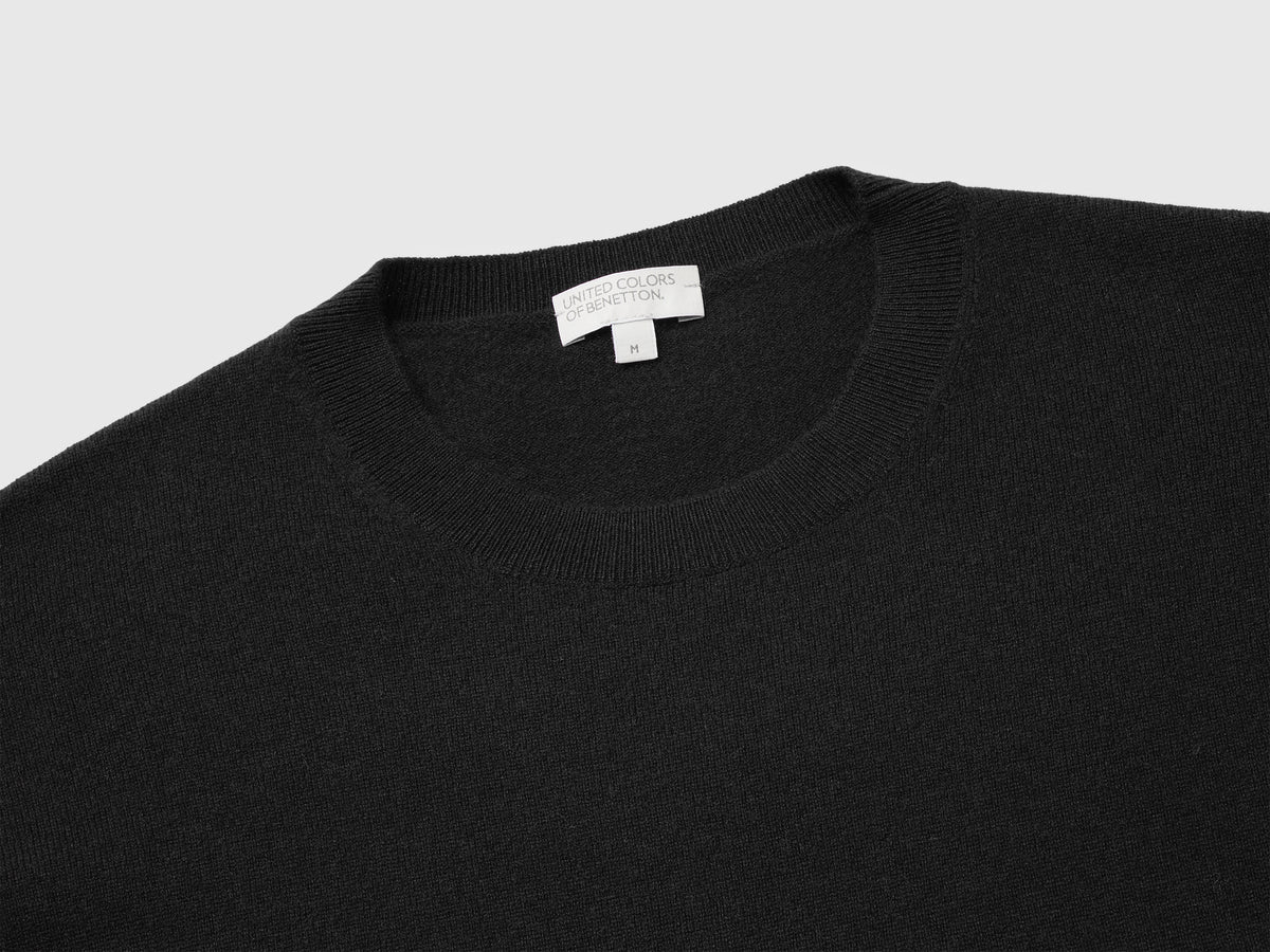 Maglia girocollo in misto lana e cashmere