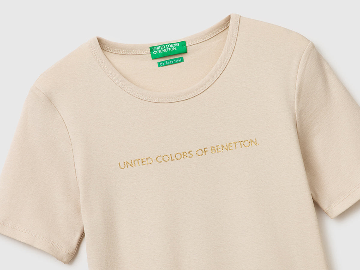 T-shirt manica corta con logo glitter