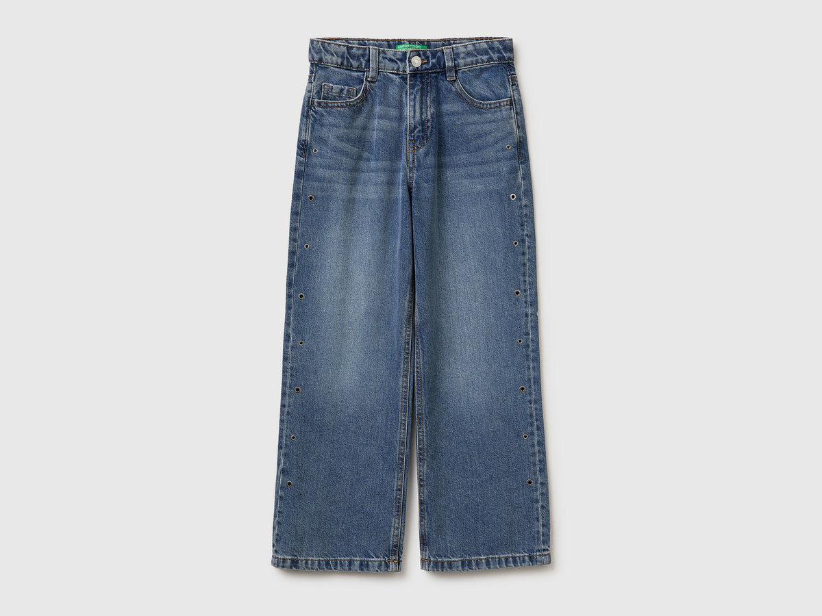Jeans straight con occhielli