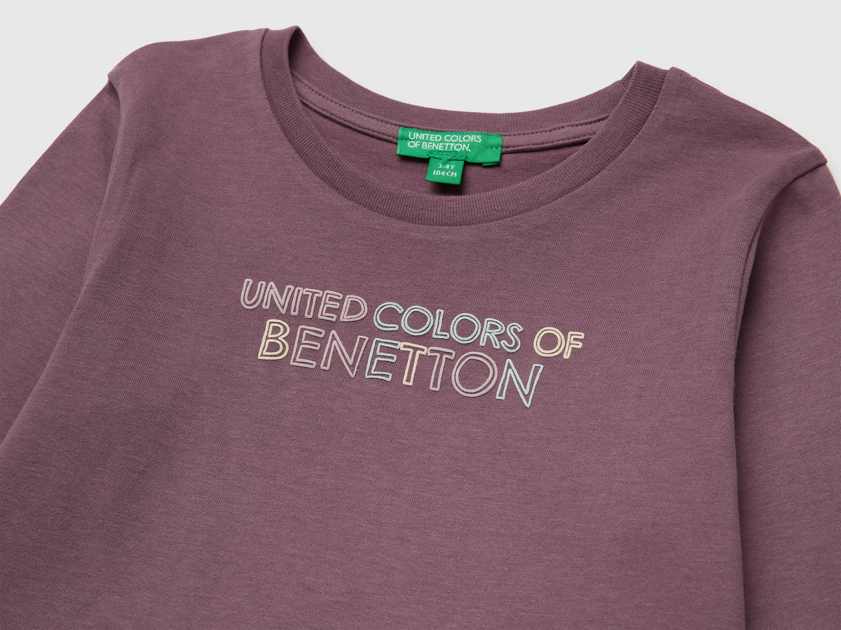 T-shirt con stampa effetto rigonfio