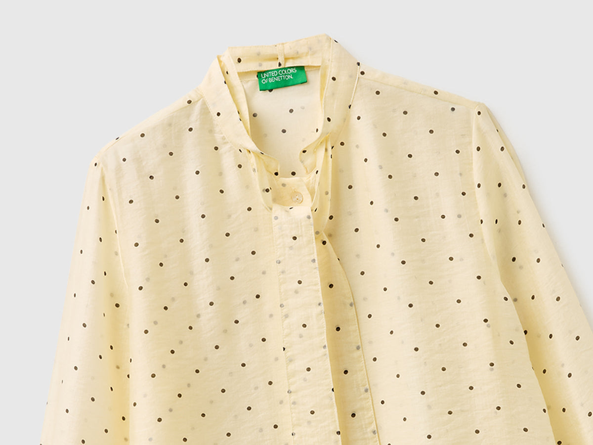 Camicia fluida con micro pois