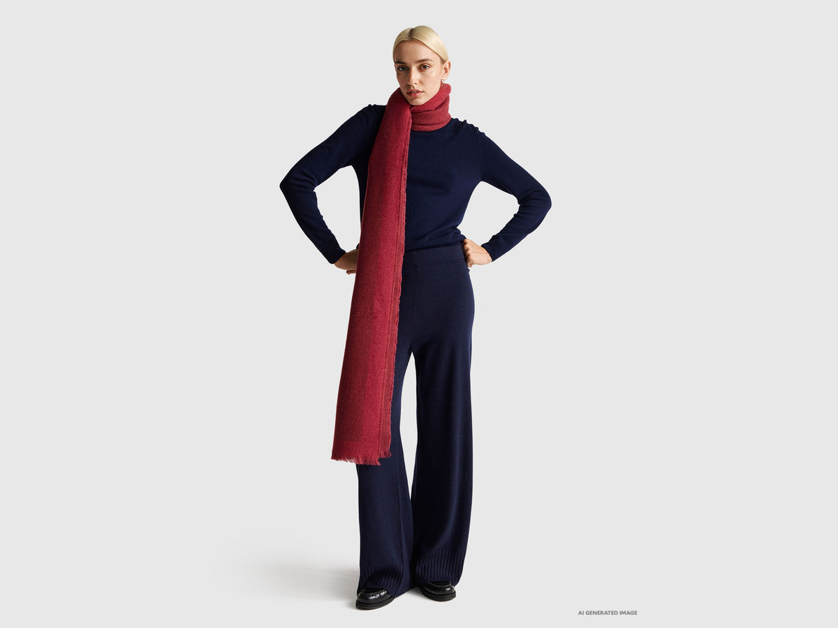 Maglione dolcevita blu scuro in pura lana Merino