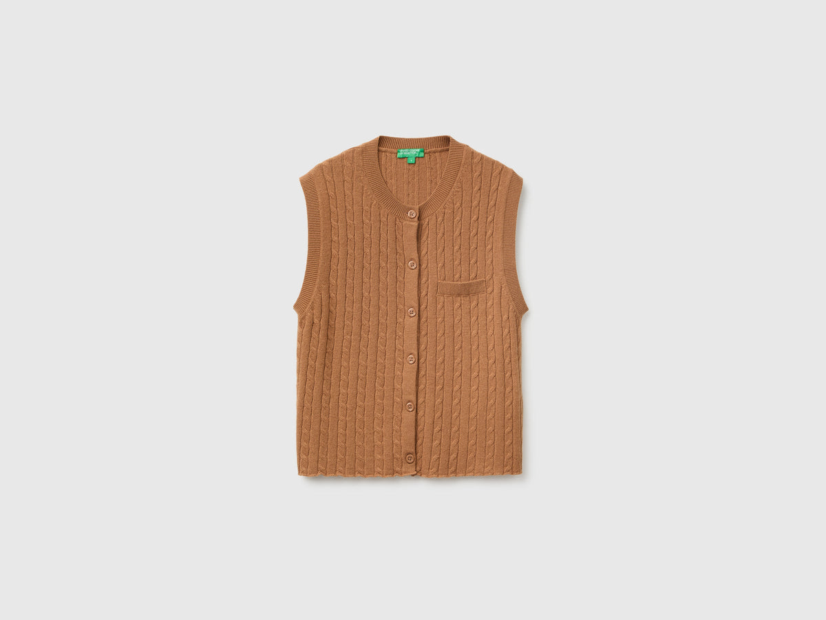 Gilet in maglia con trecce