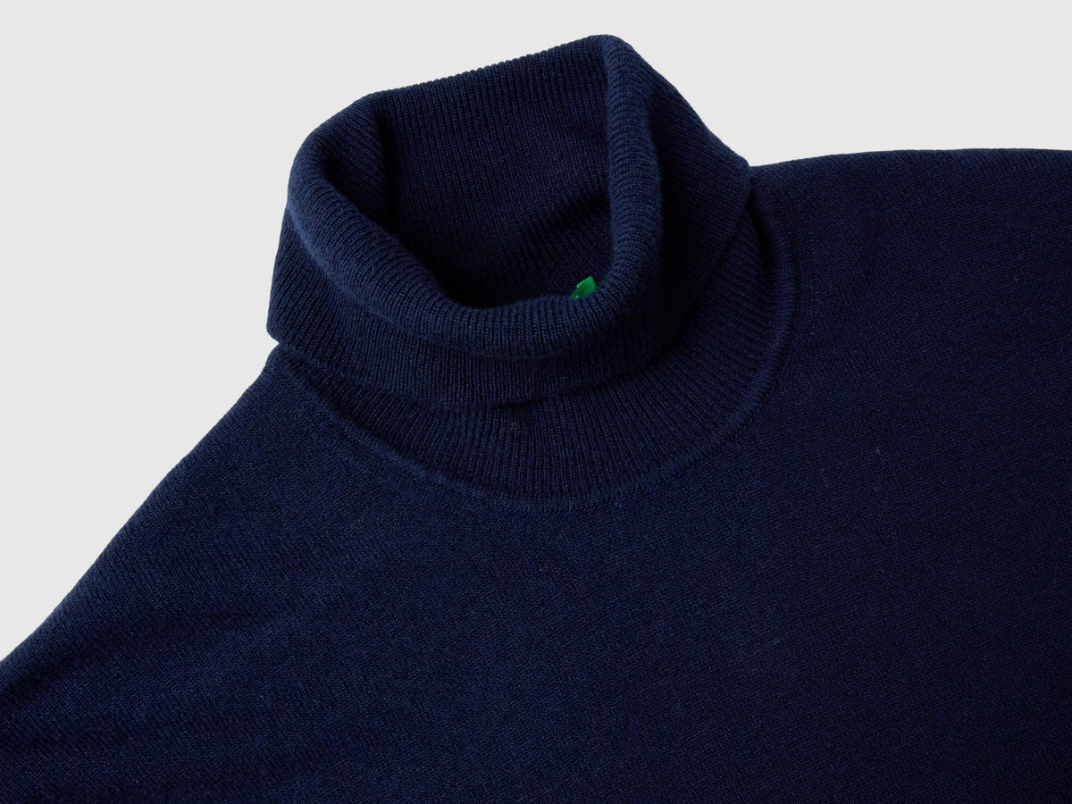 Dolcevita blu scuro in pura lana Merino