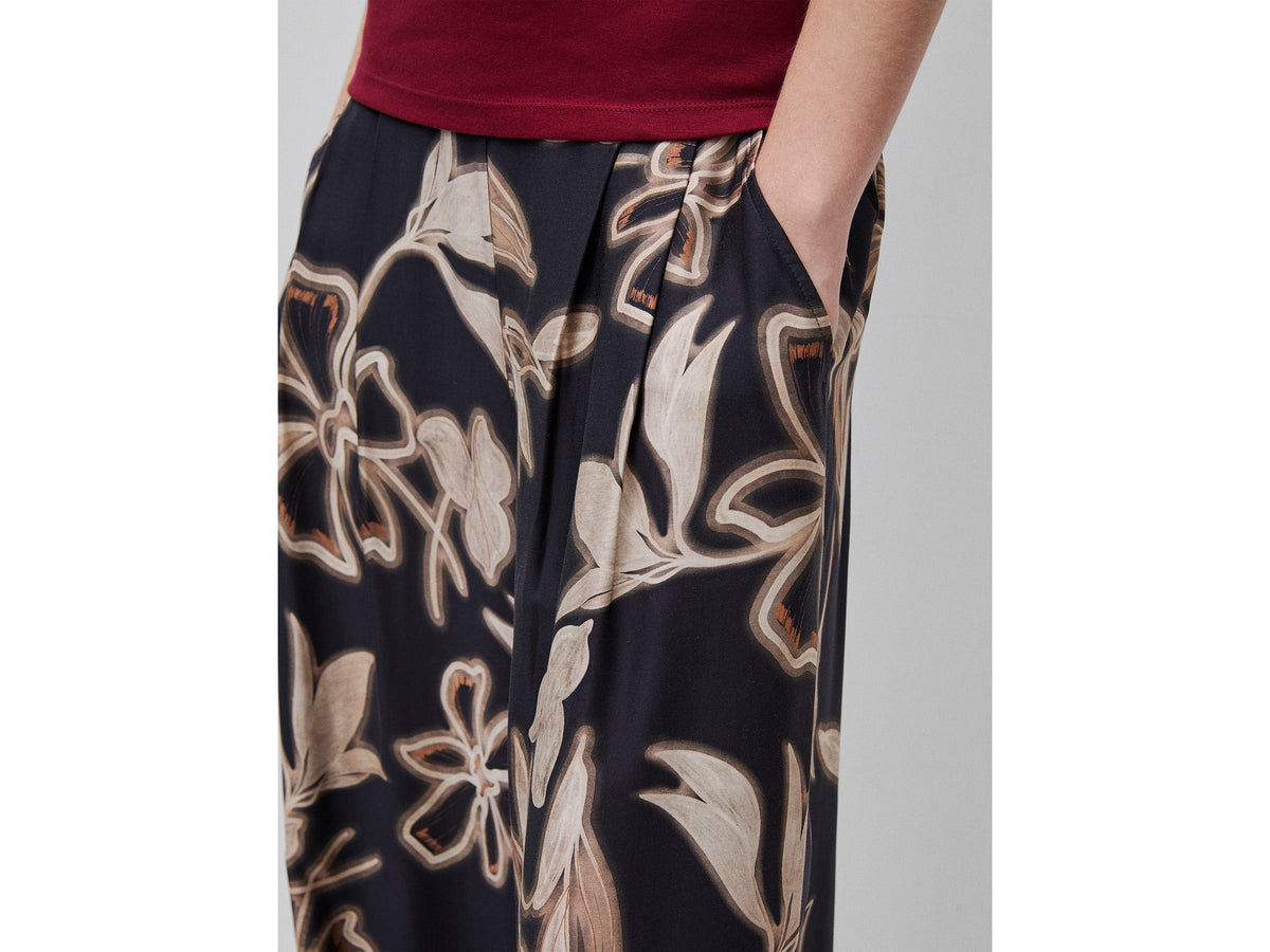 Pantaloni ampi con stampa floreale