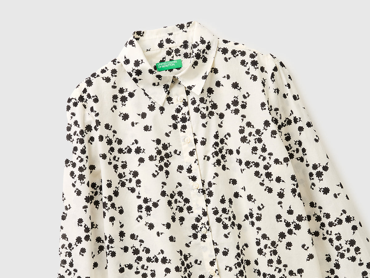 Camicia fantasia in cotone leggero