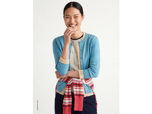 Cardigan girocollo celeste in pura lana Merino