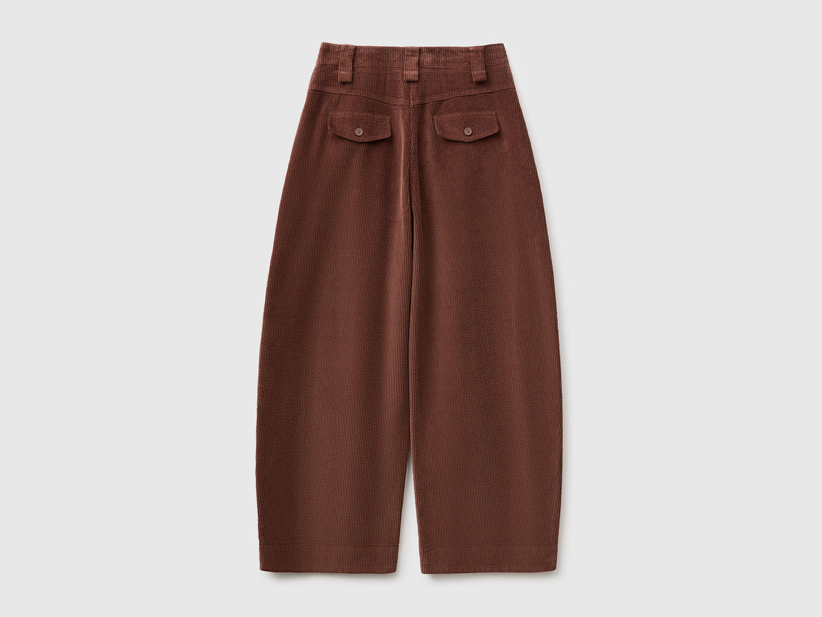 Pantaloni barrel fit in velluto a costine