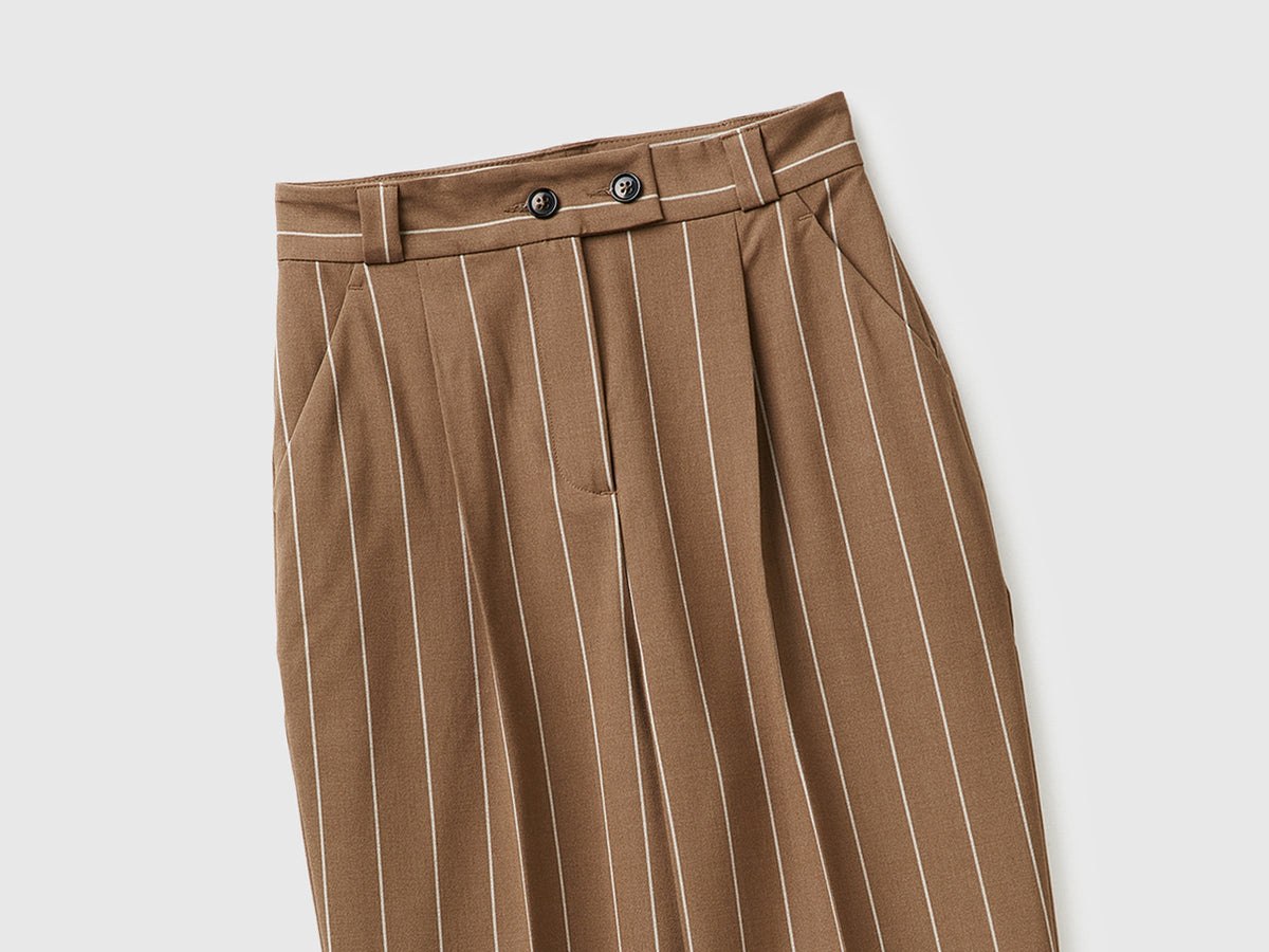 Pantaloni gessati carrot fit