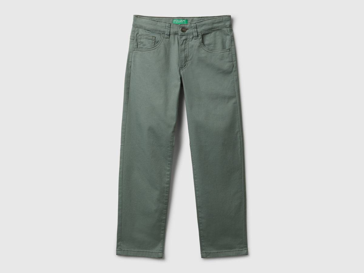 Pantaloni cinque tasche in cotone stretch