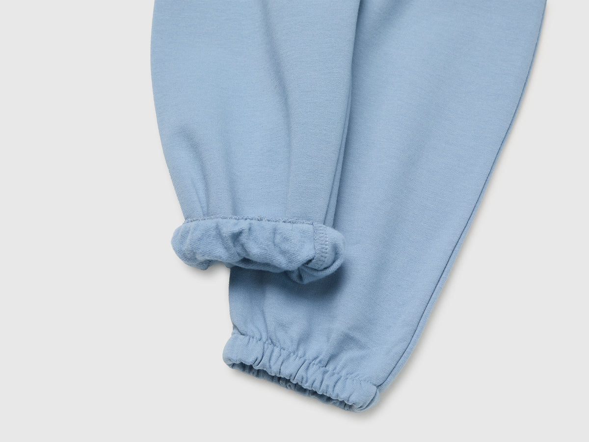Pantaloni in felpa con animaletto sul retro