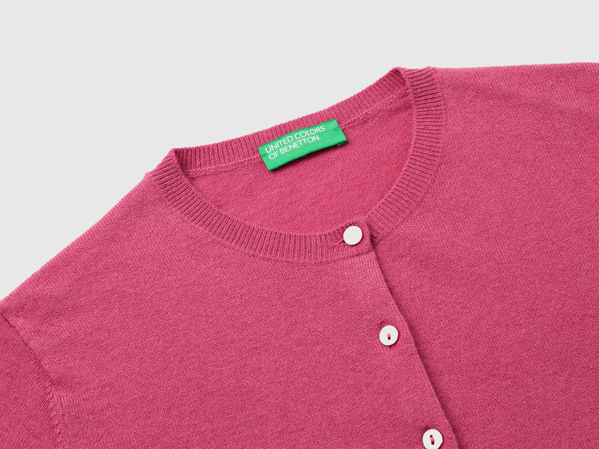Cardigan girocollo prugna in pura lana Merino
