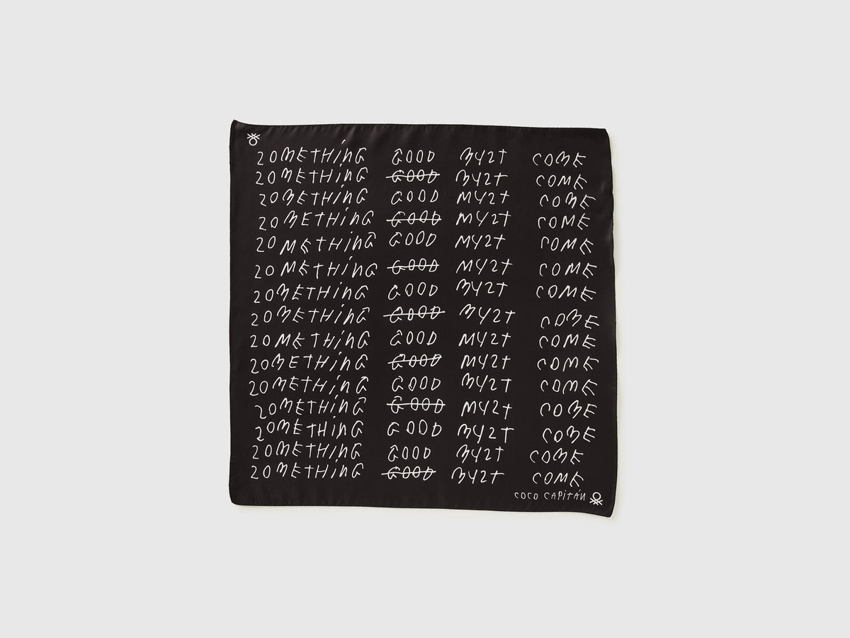 Foulard nero con scritte Coco Capitán