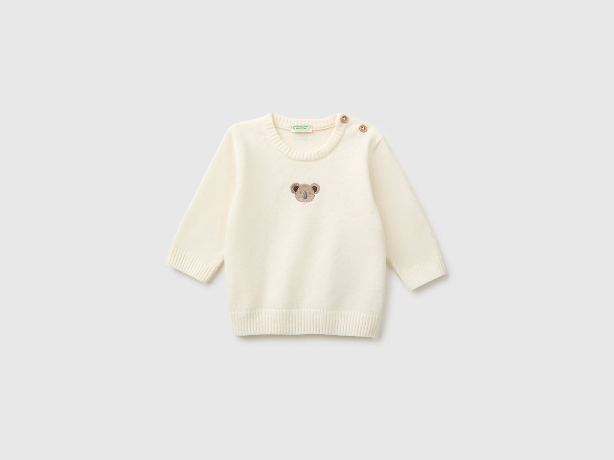 Maglia in ciniglia con ricamo