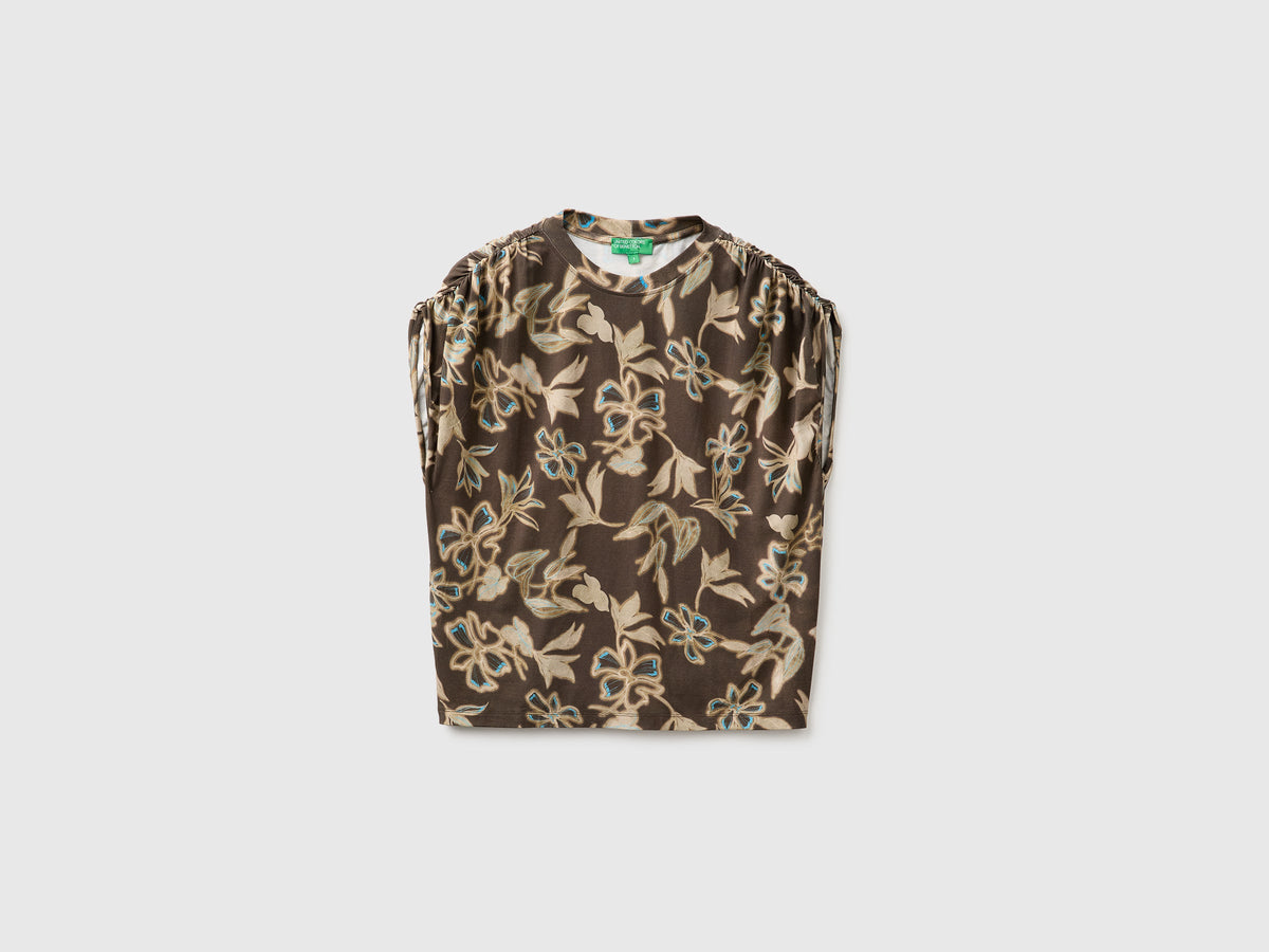 Top fluido con stampa floreale