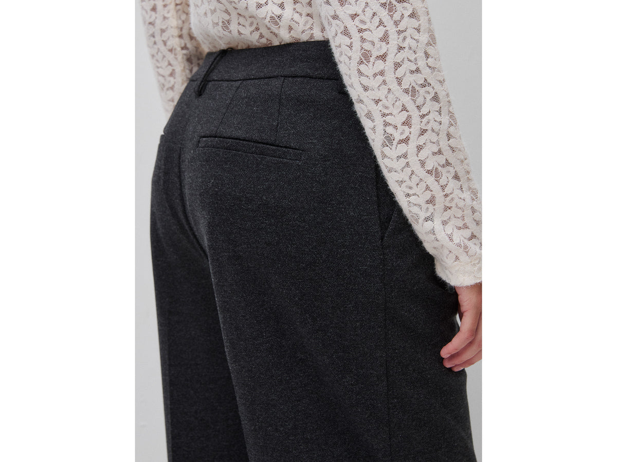 Pantaloni in flanella con piega