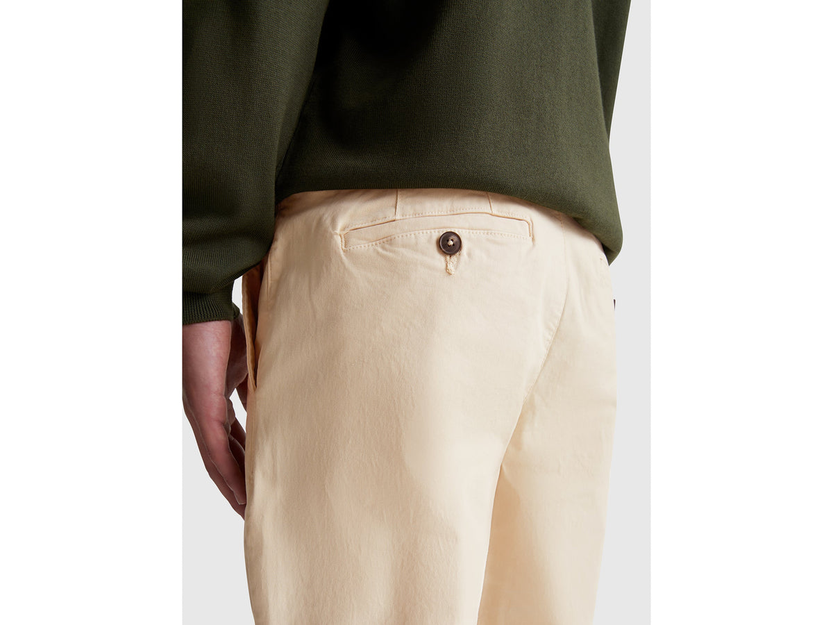 Chino straight fit