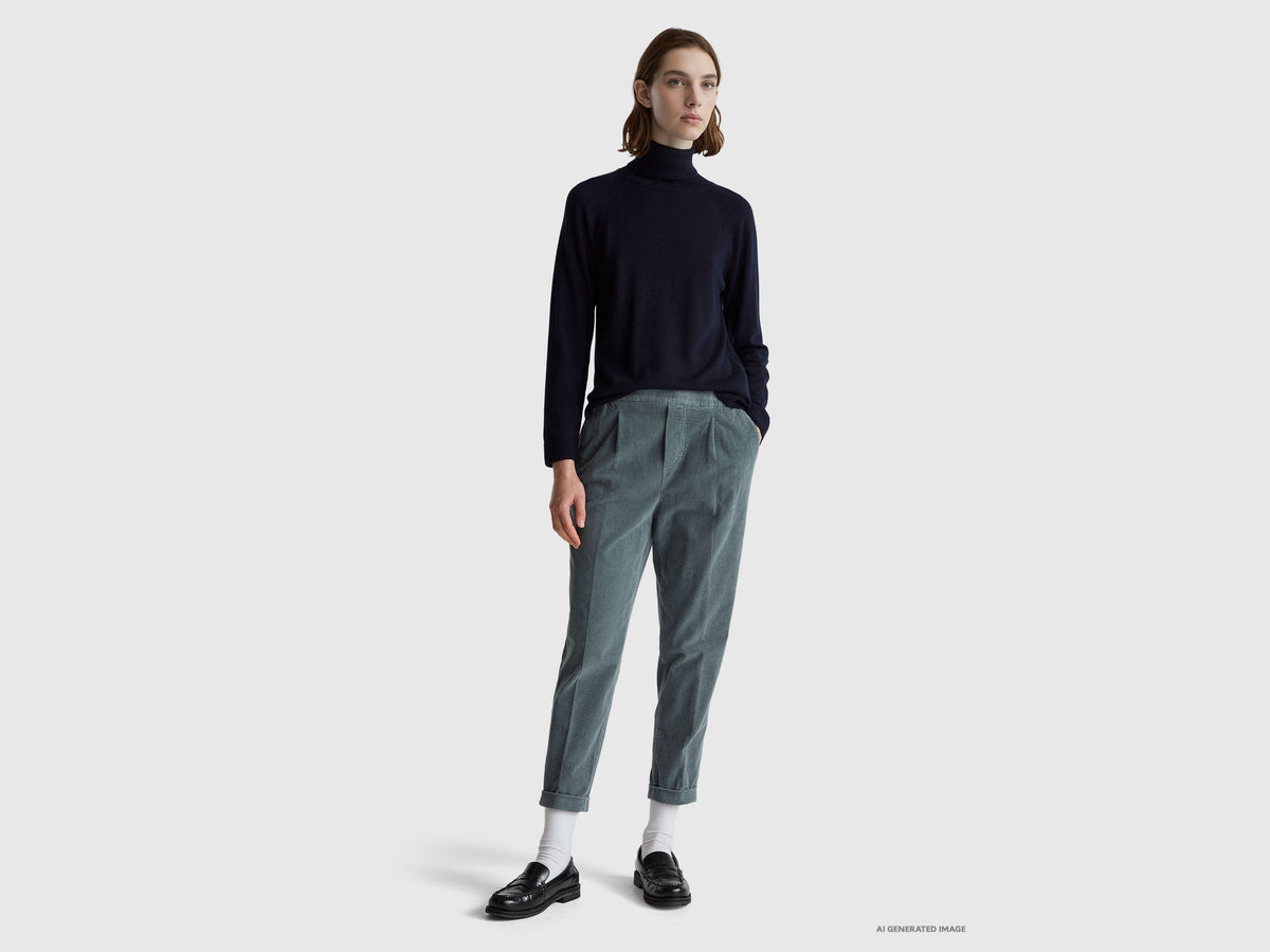 Chino in velluto con vita elasticizzata