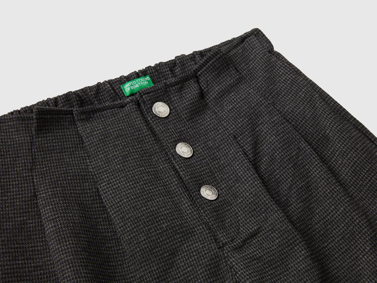 Pantaloni corti pied de poule