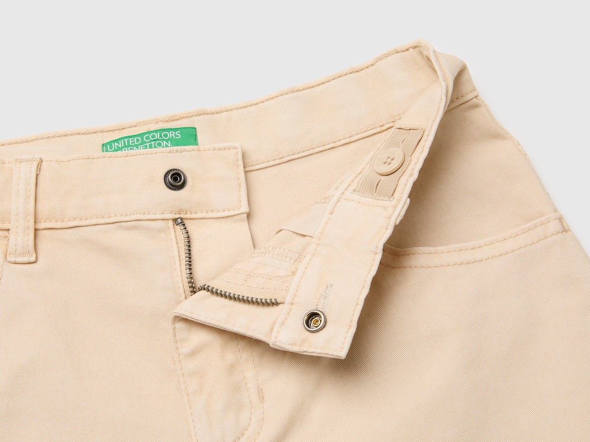 Pantaloni cinque tasche