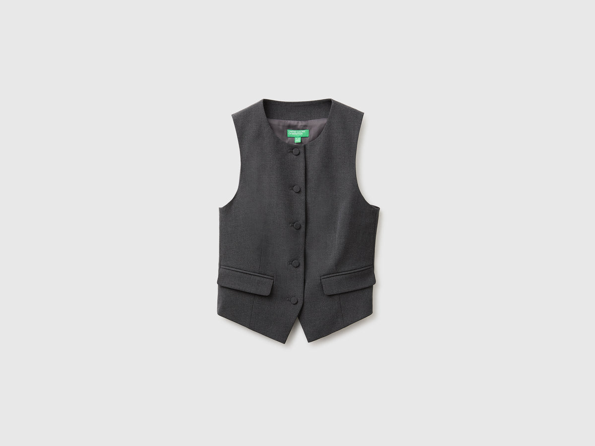Gilet girocollo con bottoni
