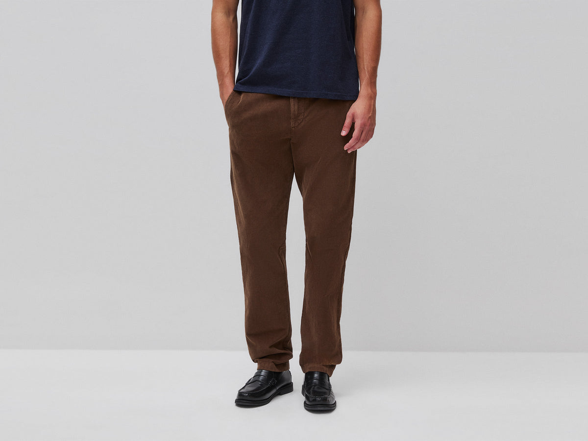 Pantaloni slim fit in velluto stretch