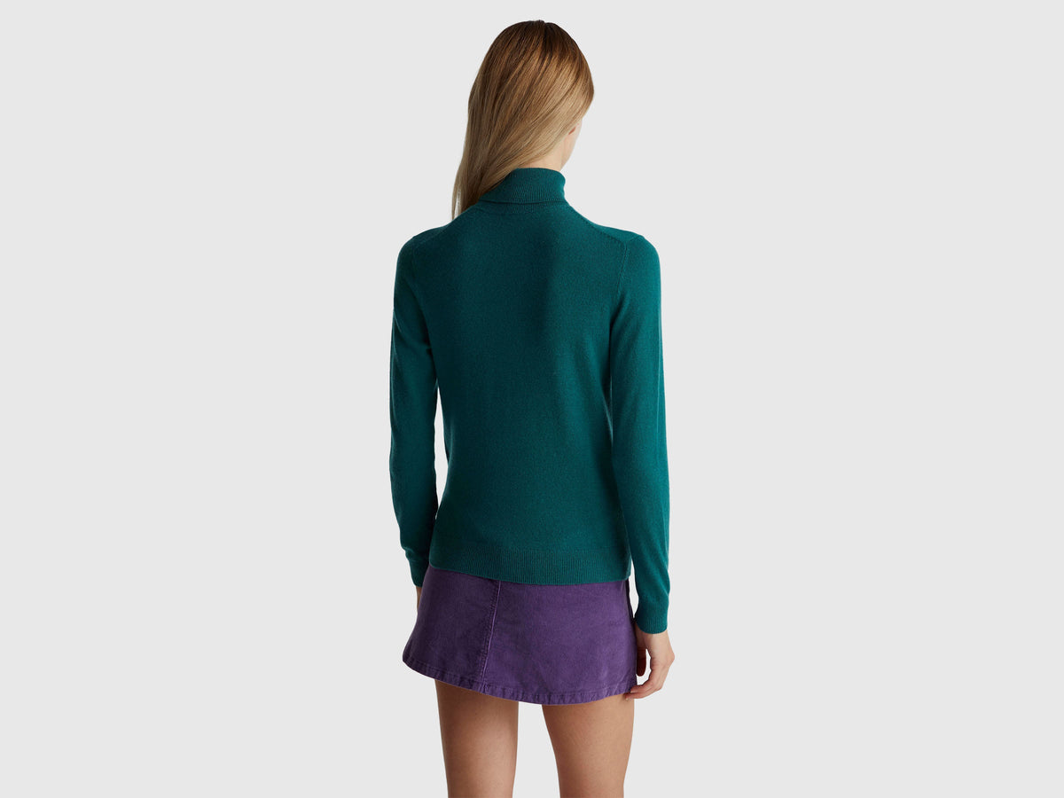 Maglione dolcevita verde in pura lana Merino