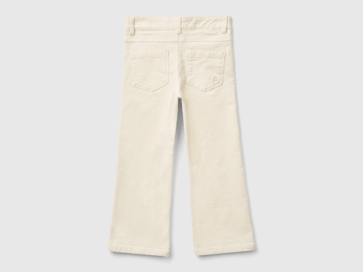 Pantaloni in velluto flare fit