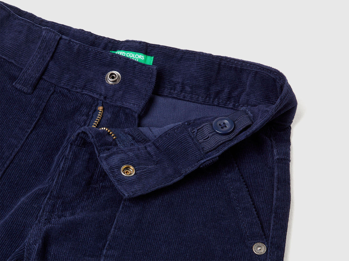 Pantaloni in velluto stretch