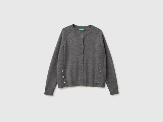 Cardigan lavorato con bottoni
