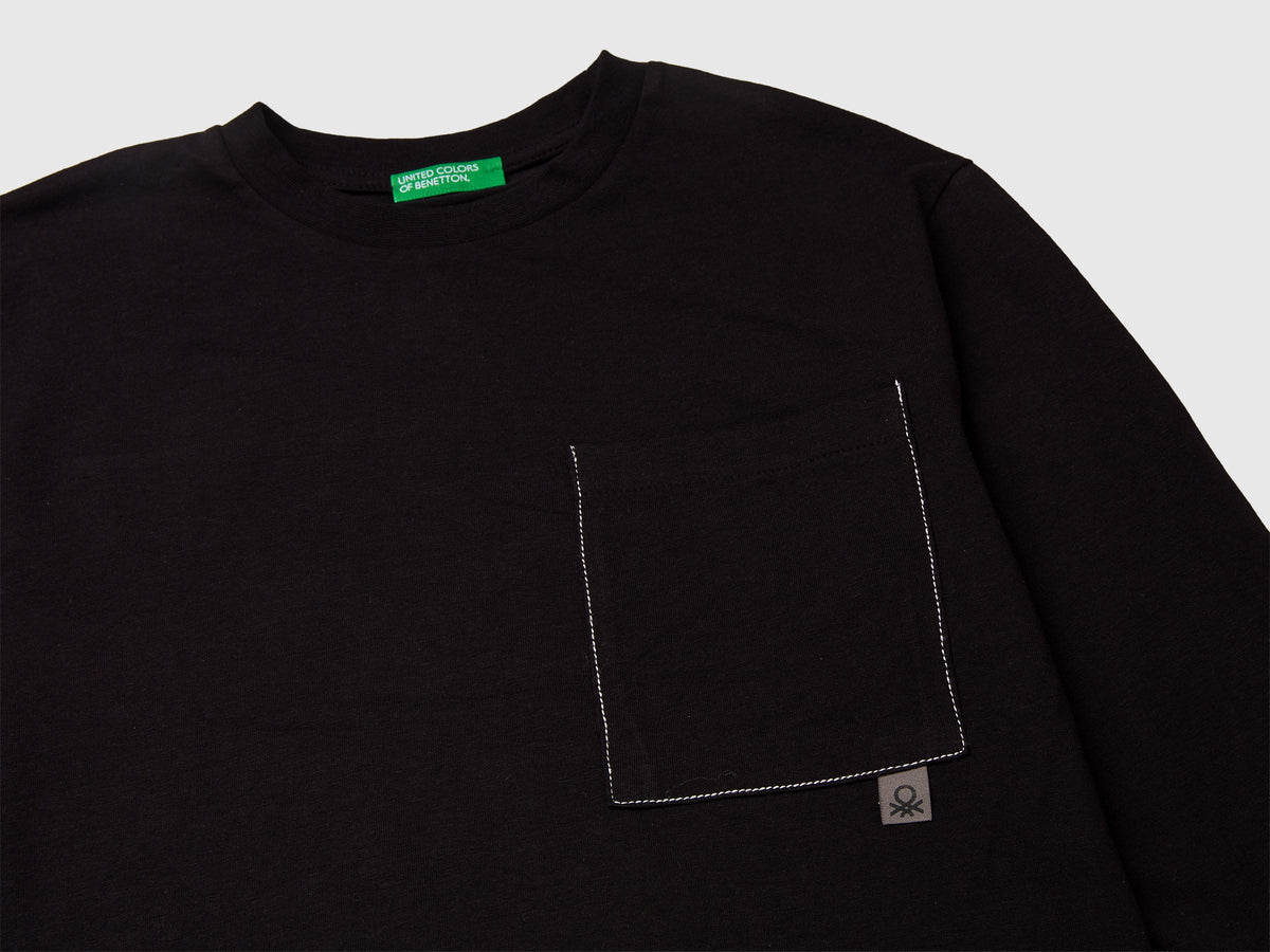 T-shirt con stampa spessorata