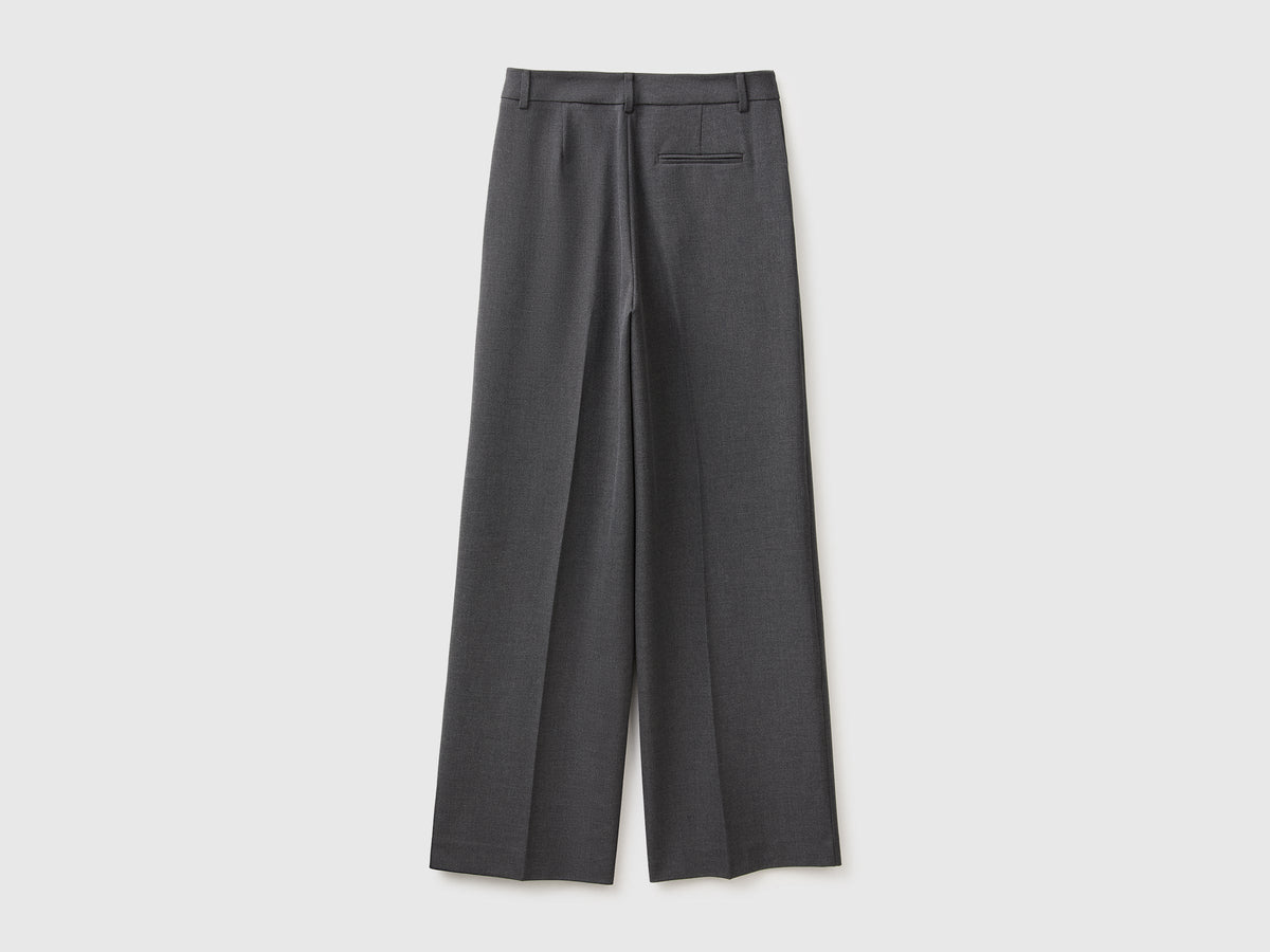 Pantaloni ampi in misto viscosa stretch