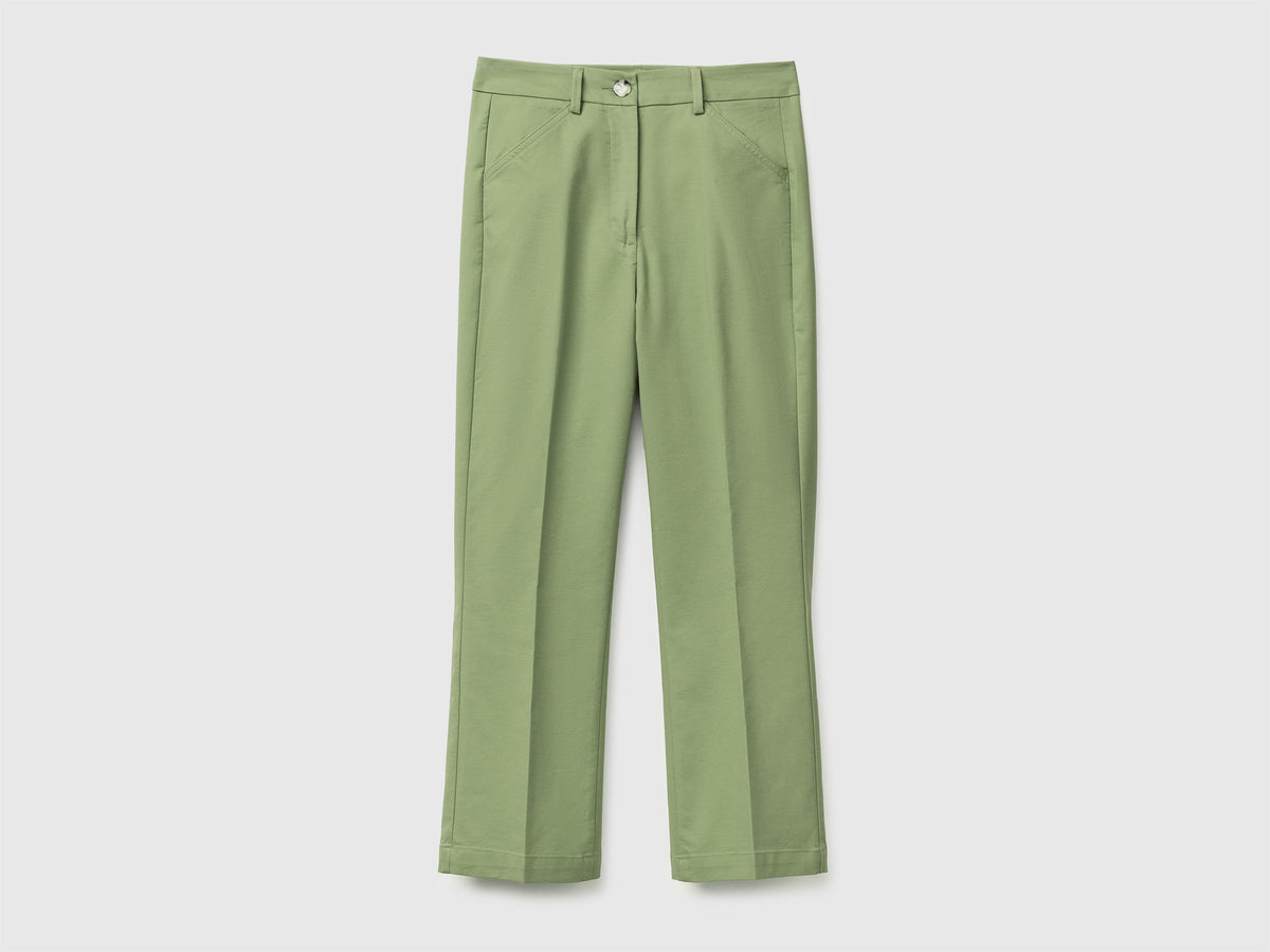 Pantaloni a trombetta