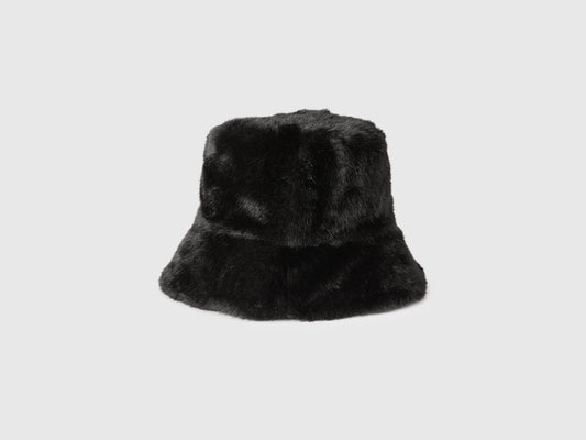 Cappello in pelliccetta sintetica reversibile
