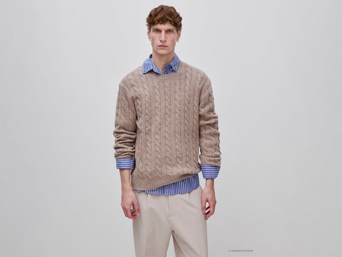 Maglia girocollo con trecce in misto lana