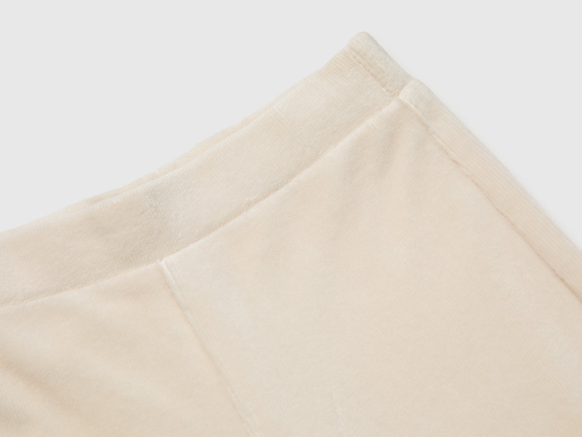 Pantaloni ampi in ciniglia